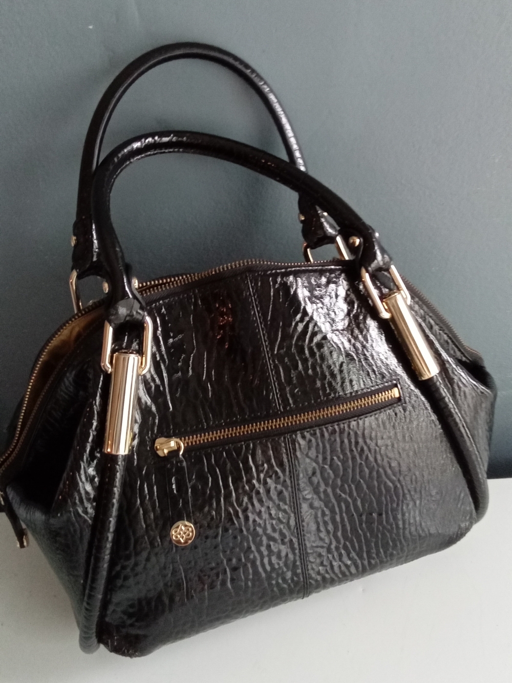 Antonio Melani Black Glossy Textured Satchel Handbag Gold‎ Hardware Dome Bag